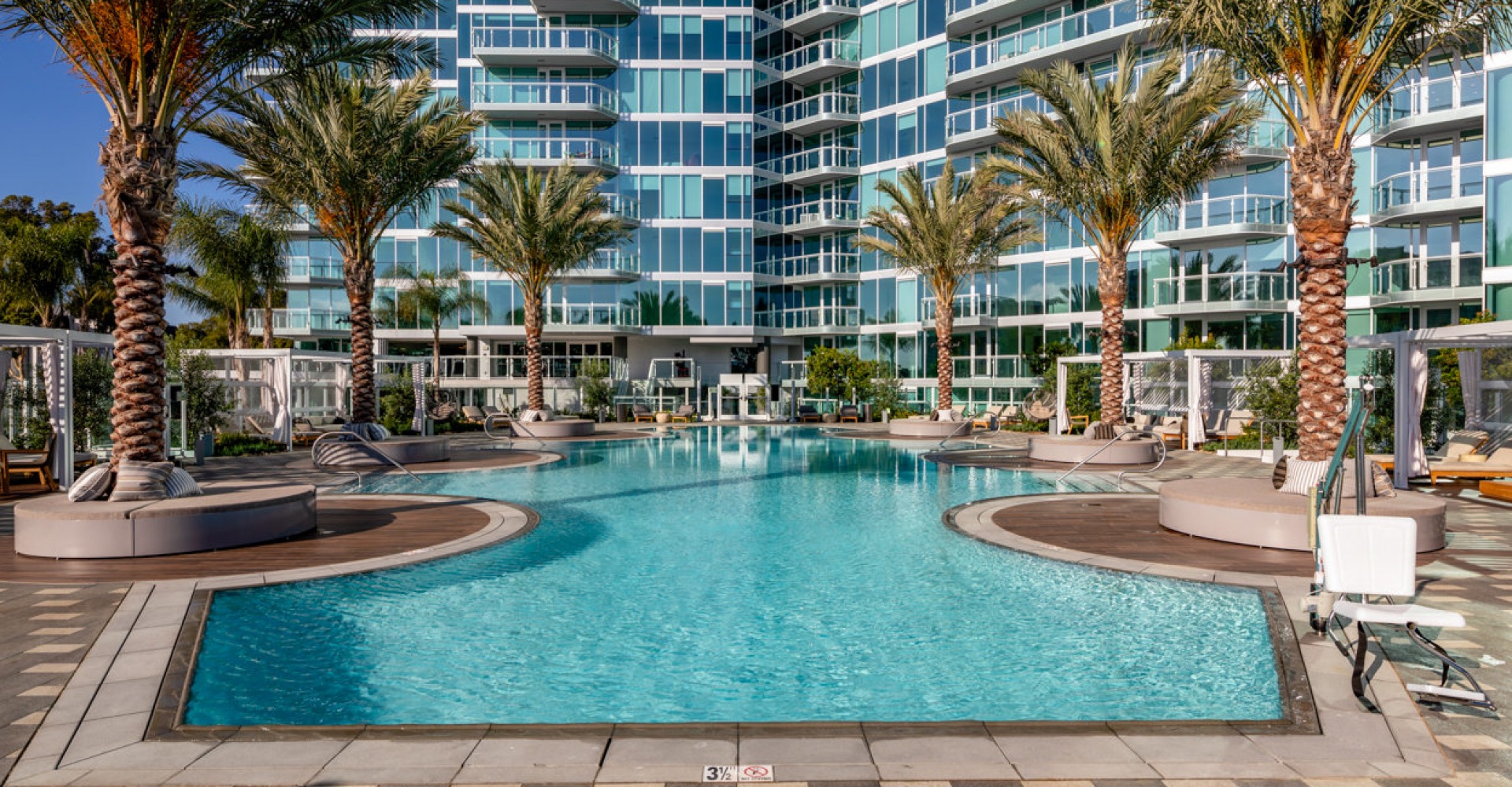 Luxury apartments in San Diego, CA | Palisade UTC