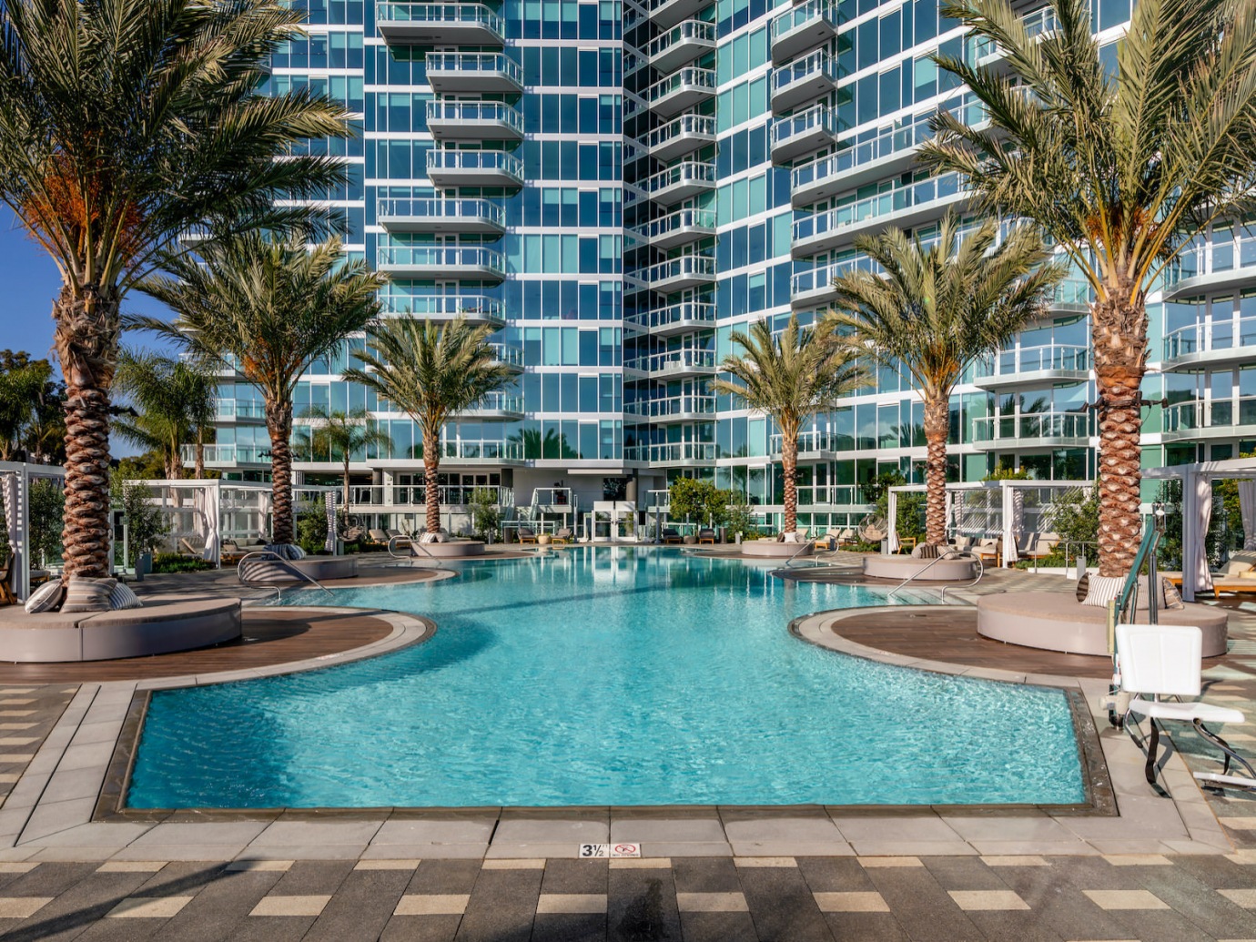 Palisade is a luxury apartment community in San Diego, CA